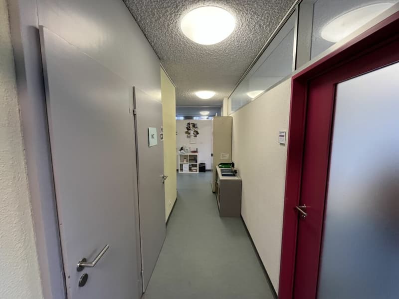 Office / practice spaces 2 minutes from the train station (9)