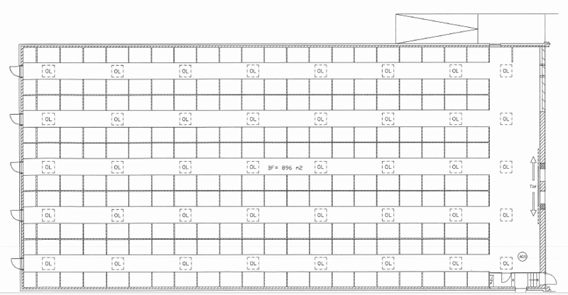 Offices with square layout, central hallway