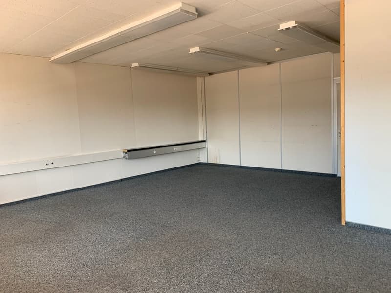 Bürofläche im 1. OG an zentraler Lage in Dielsdorf (4)