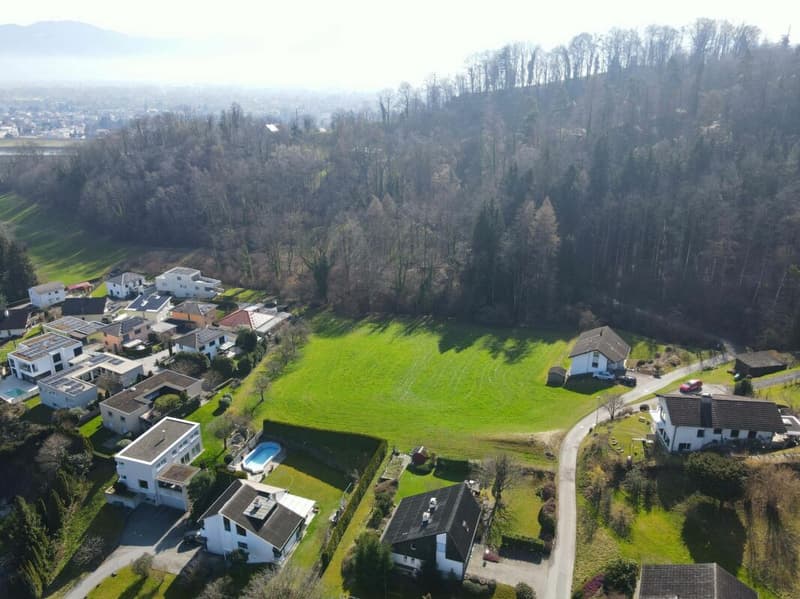 Zentrumsnahes Baugrundstück mit total 6'055 m2 in ruhiger Wohnzone (5)