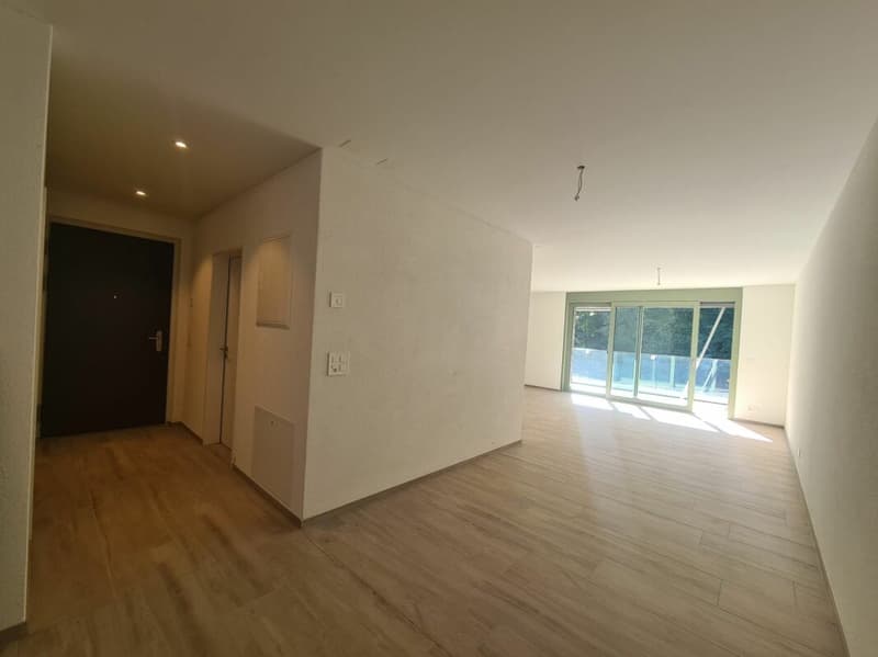 Erstvermietung! 3.5-Zimmer-Wohnung mit Terrasse direkt am Wasser inkl. Einstellplatz (6)