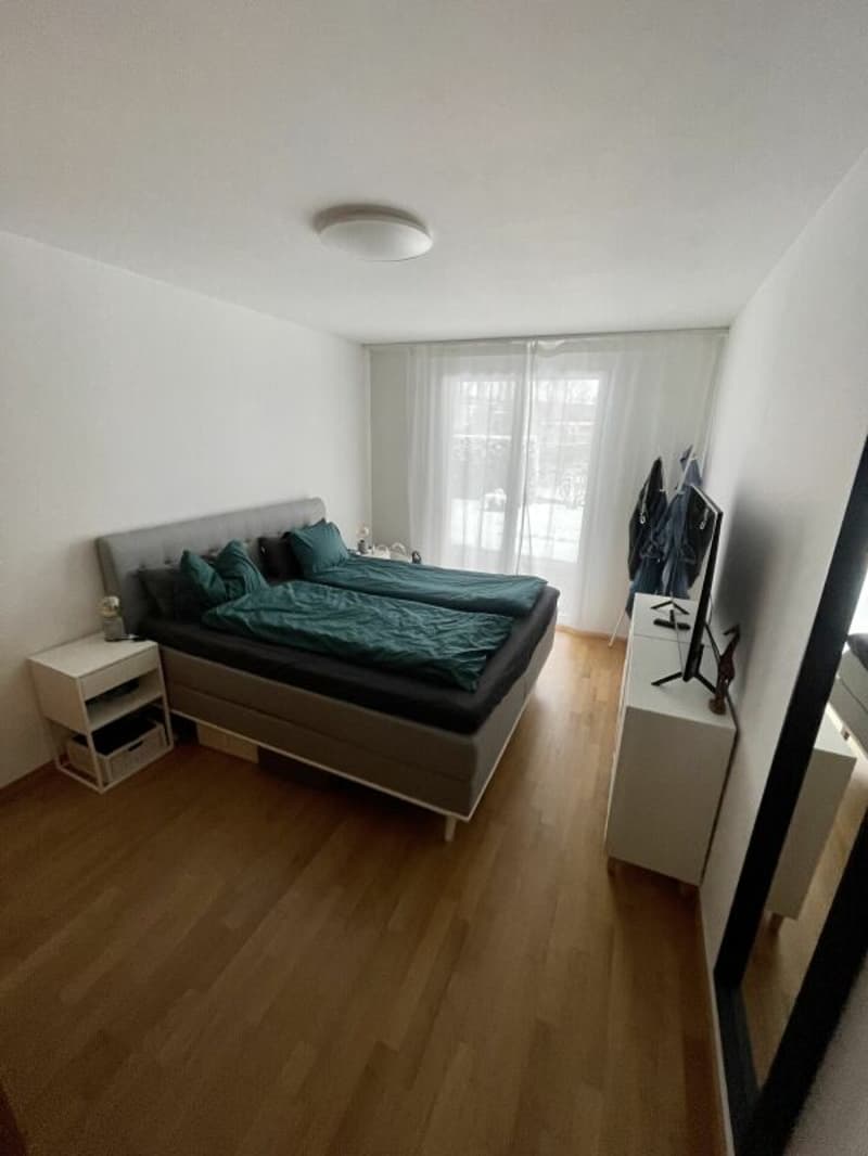 Grosszügige 3.5-Zimmer-Wohnung mit Gartensitzplatz in ruhiger Wohnlage (6)