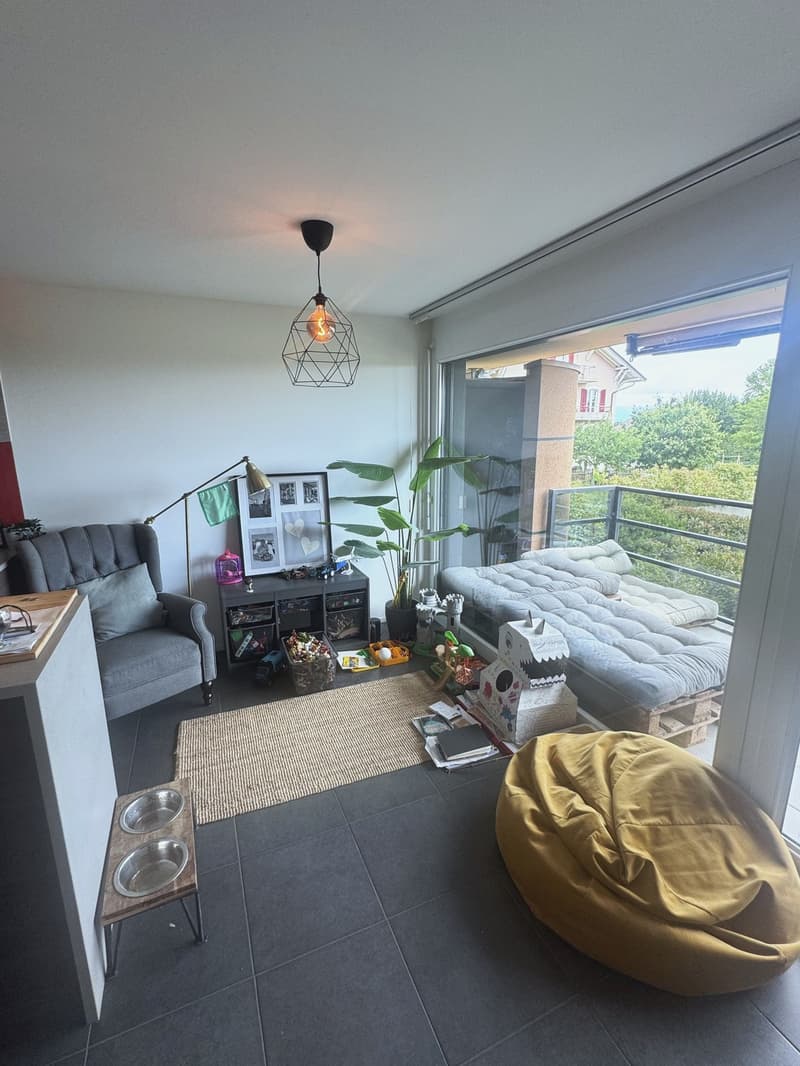3.5 APPARTEMENT BURSINS MODERNE AVEC BALCON  DISPONIBLE DÈS LE 1ER AOÛT (négociable) (9)