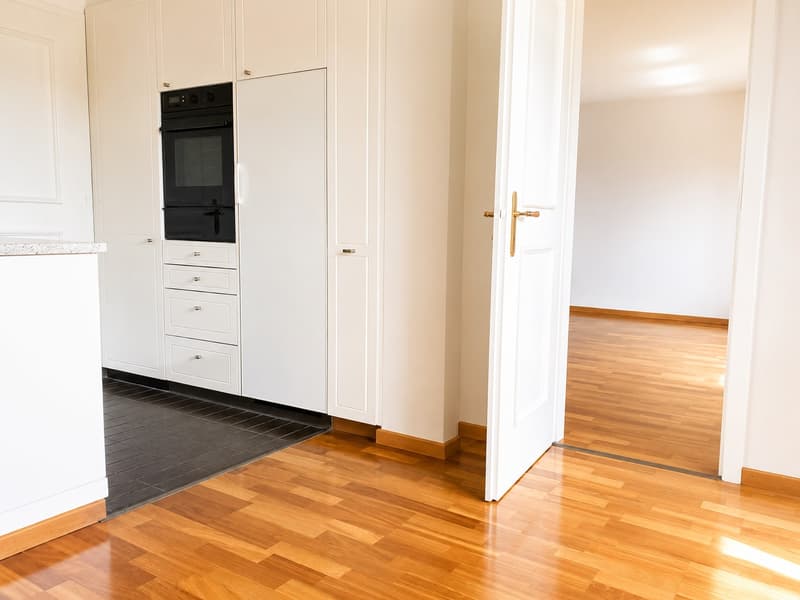 Nachmieter gesucht: Top-Wohnung in bester Lage beim Paradeplatz (4)