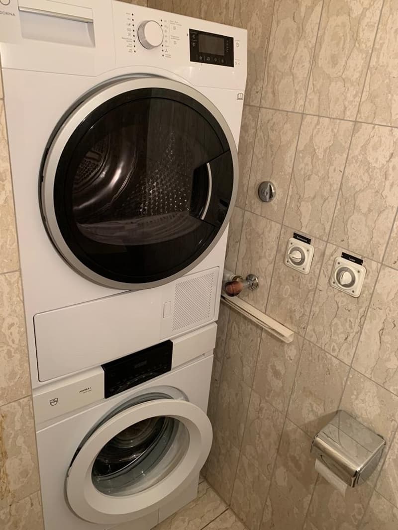 Nachmieter gesucht: Top-Wohnung in bester Lage beim Paradeplatz (7)