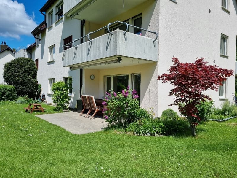 Helle 4.5-Zimmer-Wohnung mit Garten, 2 Garagenplätzen und Hobbyraum in Thalwil (13)