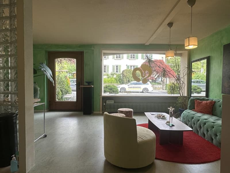 Ladenfläche mit Schaufenster (3)