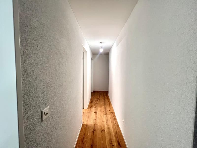 Neubau Erstbezug - Hochwertiges 6 Zimmer Reihenhaus mit Garten (7)