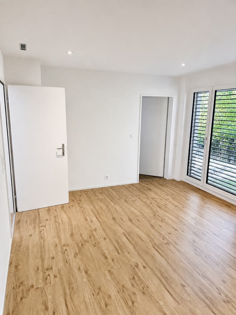 Moderne 4.5-Zi.-Gartenwohnung in Zürich Affoltern (12)
