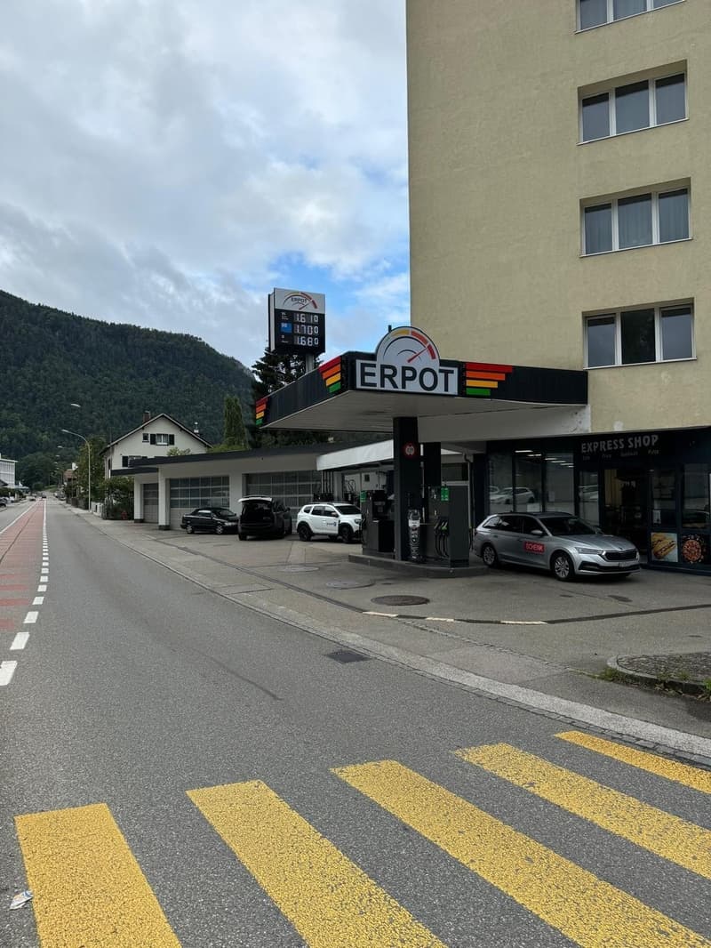 Tankstellenshop in Moutier (2)