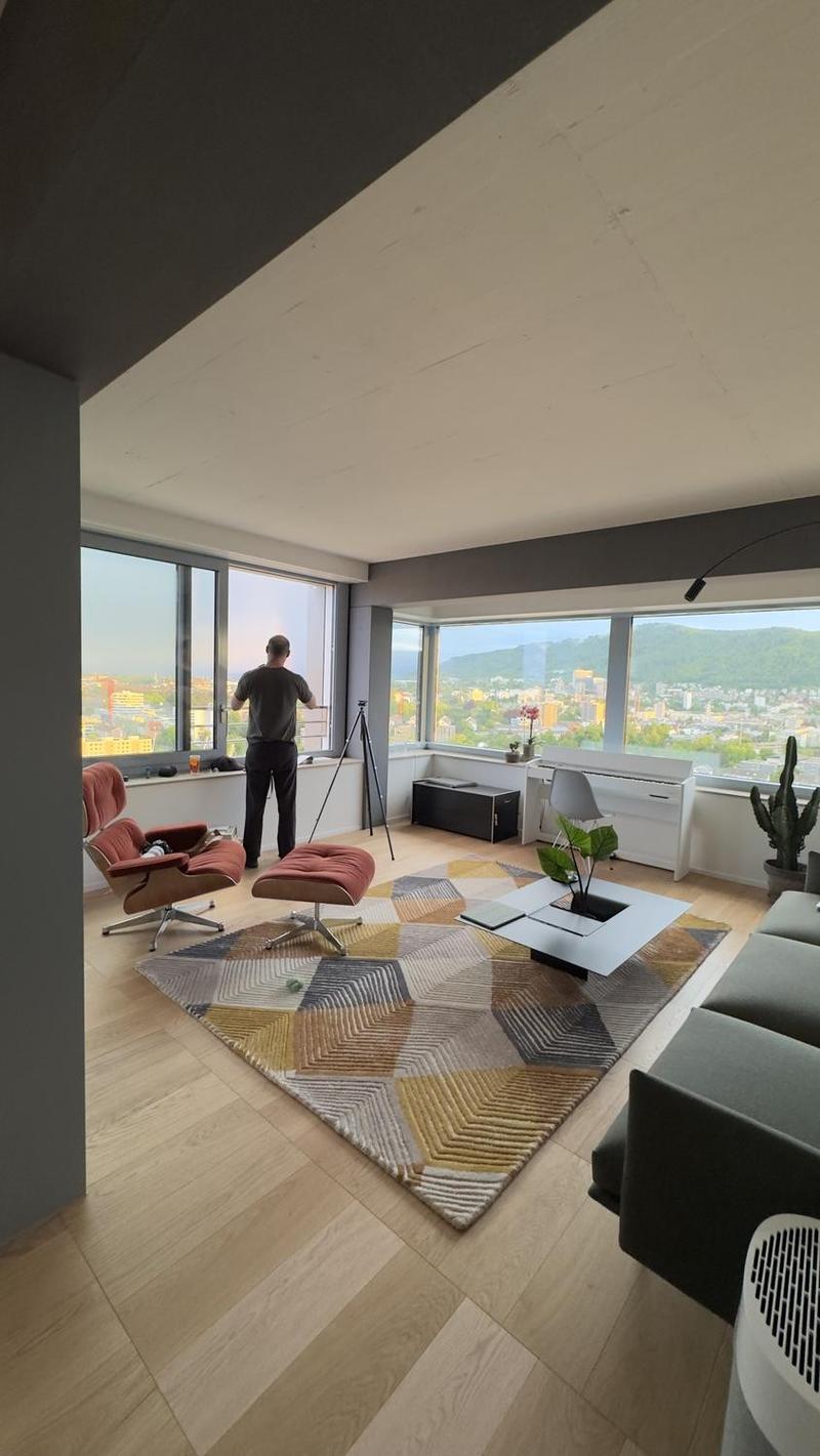High-Floor 2.5-Room Apartment, open views to the City and Uetliberg (7)