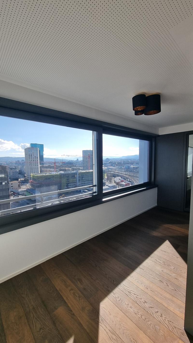 Premium 74m2 apartment with skyline view Hardturmpark Tower (1)