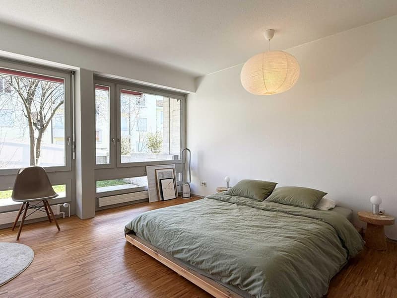 Light filled spacious Hongg apartment with garden access (5)