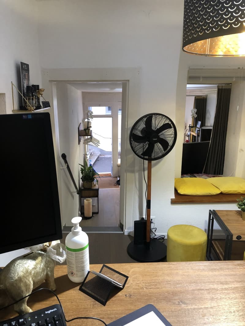 Charmantes Ladenlokal (ca. 30 m²) in der Basler Altstadt zu vermieten (5)