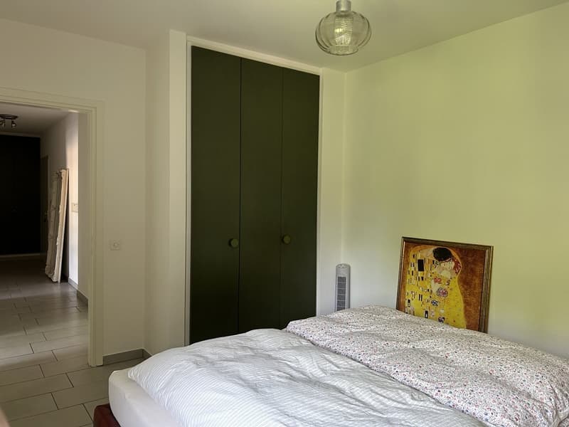 First occupancy after complete renovation exclusive 2.5-room apartment with glazed winter garden, air conditioning and elevator, only 50 metres from Lake Lugano (4)