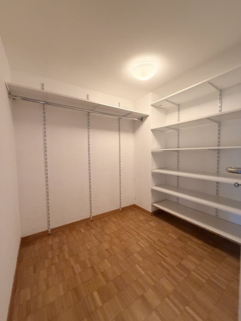 Stilvolle 2.5-Zimmerwohnung mit Altstadtflair im Herzen von Zürich (6)