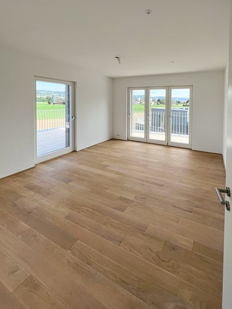 Neue 4.5 Zi. Maisonette - Blick ins Grüne- Solar-Strom - sehr zentral! (9)