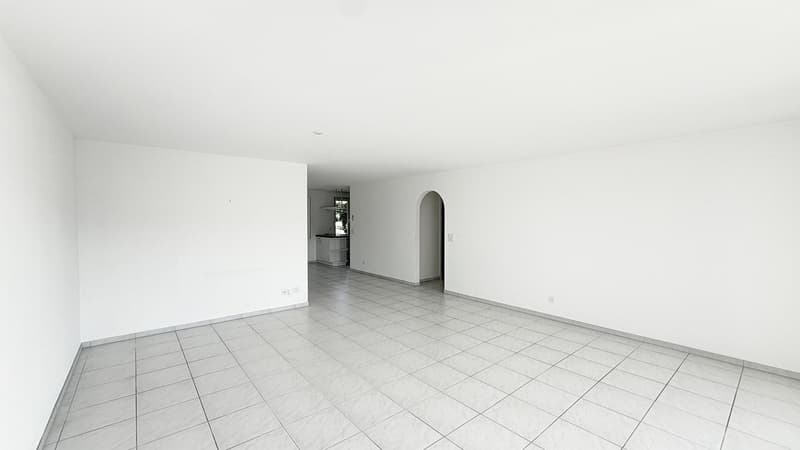 An ruhiger und sonniger Lage mit unverbaubarer Weitsicht ins Grüne (7)