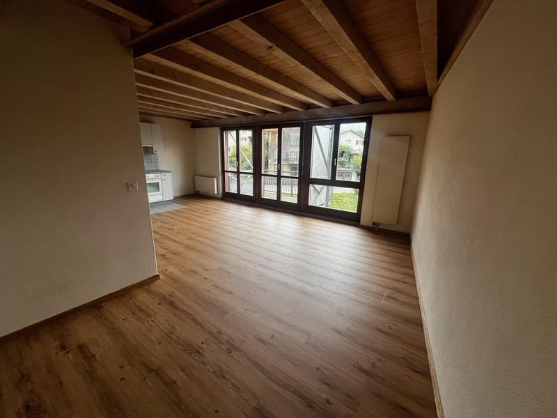 1.5 Zimmer Wohnung mit Balkon und Bad (5)