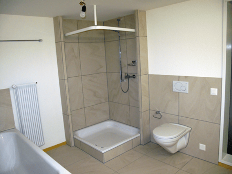 Altbau modern interpretiert - 3.5 Zimmer, Terrasse und Balkon, 110m2 (8)