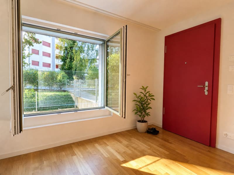 Magnifique appartement moderne de 3,5 pièces avec loggia Fribourg Beaumont, disponible de suite. (3)