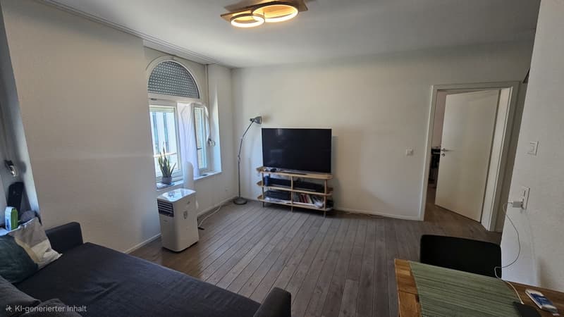 Zentrale und moderne Moderne 2-Zimmer-Wohnung in historischem Gebäude (1)