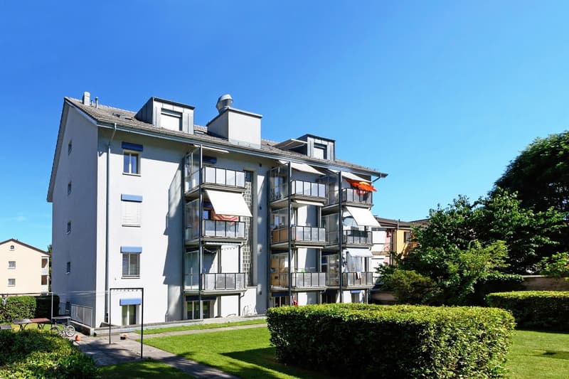 Geräumige 3-Zimmerwohnung im Zentrum von Binningen (10)