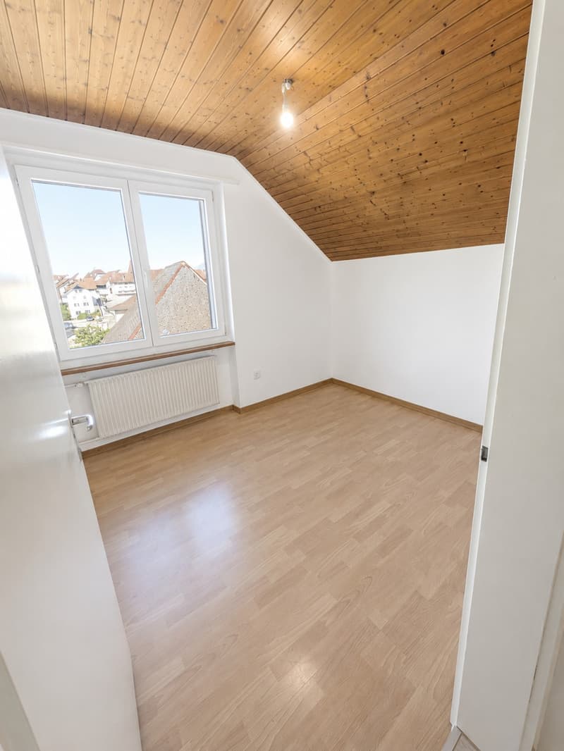 2-Zimmer-Dachwohnung mit grossem Abstellraum in Wiedlisbach (6)