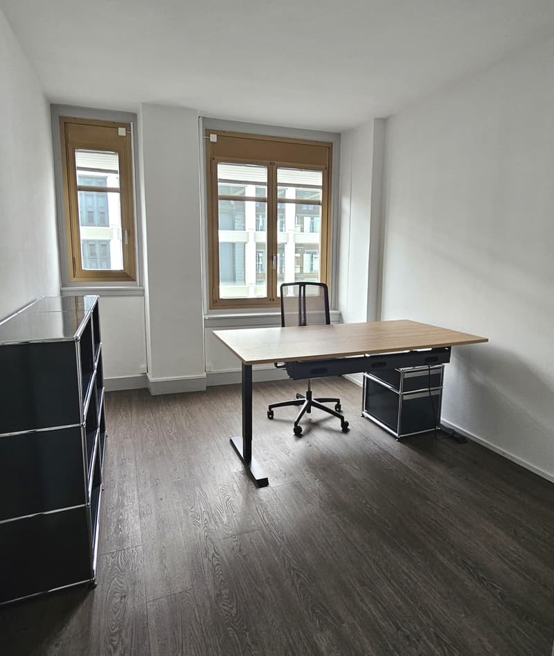 Möbliertes Büro in zentraler Lage am Stampfenbachplatz (1)