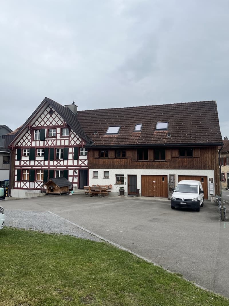 6.5-Zimmer-Wohnung auf dem Land (2)