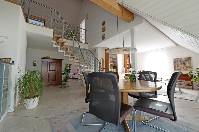 4.5-Zimmer-Duplex-Wohnung mit Wintergarten (3)