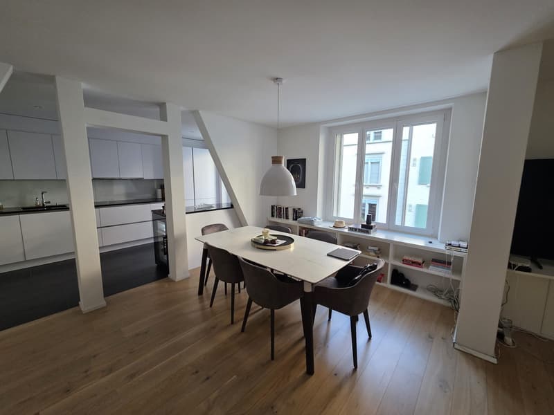 Premium City Center Apartment 4-5 Months, Fully Inclusive- Stauffacher- Steps from Everything (4)