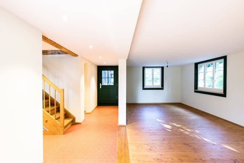 Freihstehendes, kernsaniertes (2026) Bauernhaus mit Seesicht (9)