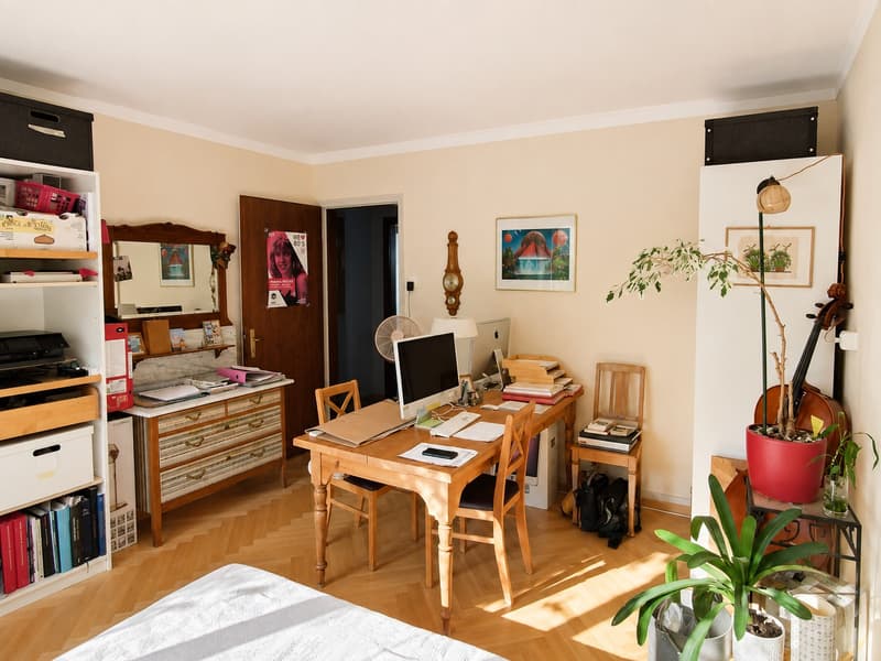 Charmante 4½-Zimmer-Wohnung mit Balkon und Gartenblick / 3-Familienhaus (5)