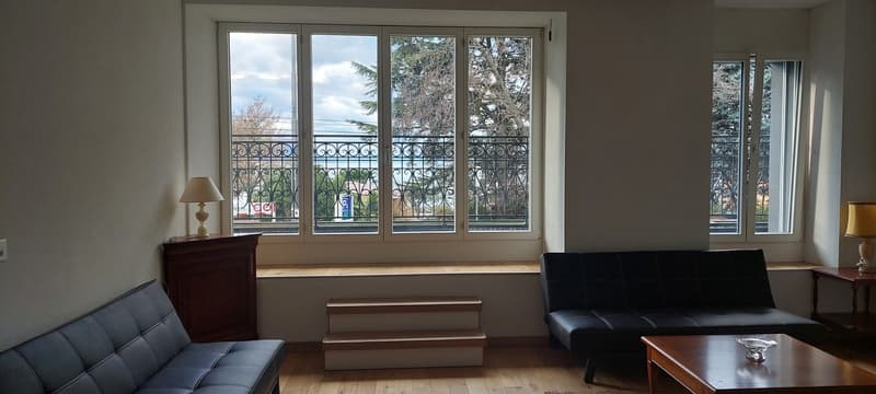 Montreux centre : Espace de 90m² avec balcon (9m²), ascenseur Bureau ou Appartement (1)