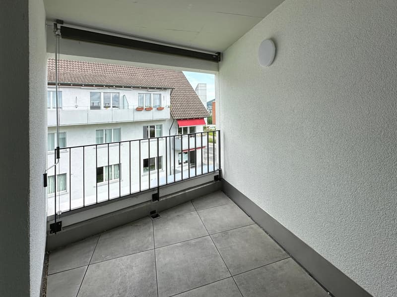 Moderne und Lichtdurchflutete Wohnung! (9)