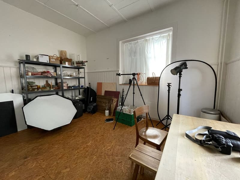 Heller Raum 17m2, als Arelier, Büro oder Hobbyraum (8)