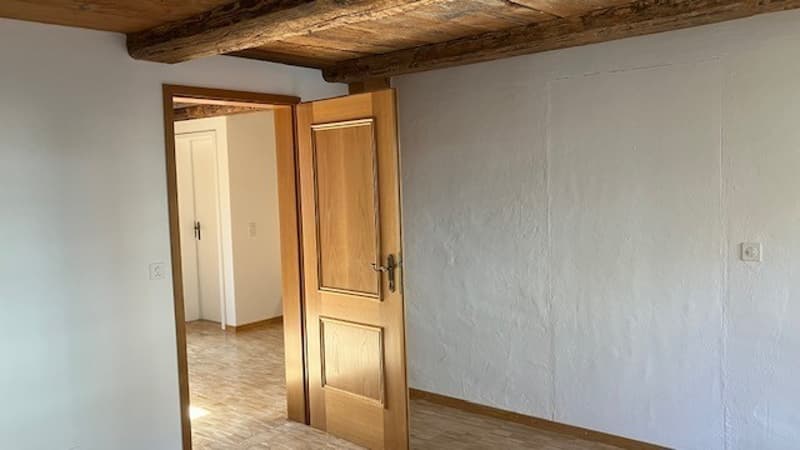 Charmante 2-Zimmer-Wohnung in historischem Gebäude  Olten Innenstadt (8)