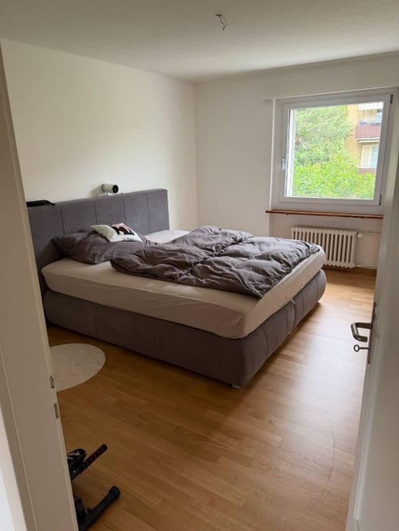 3.5 Zimmerwohnung mit 2 Balkonen in 8051 Zürich (5)