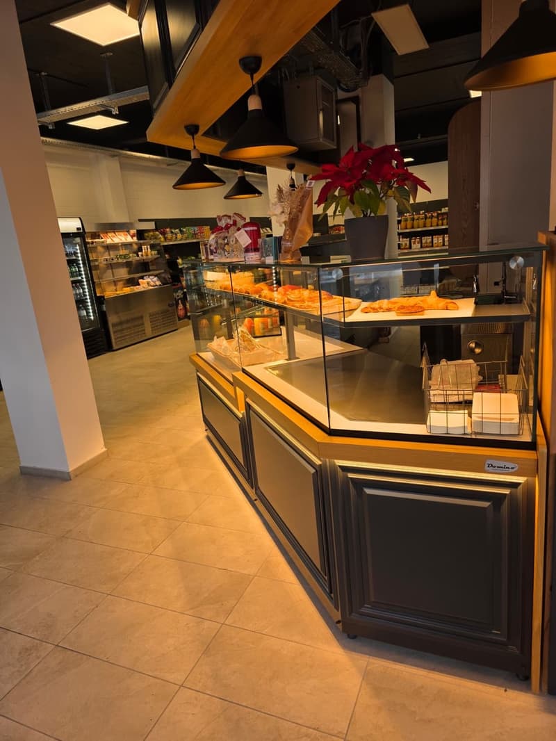 Tankstellenshop in Moutier in bester Lage! (2)