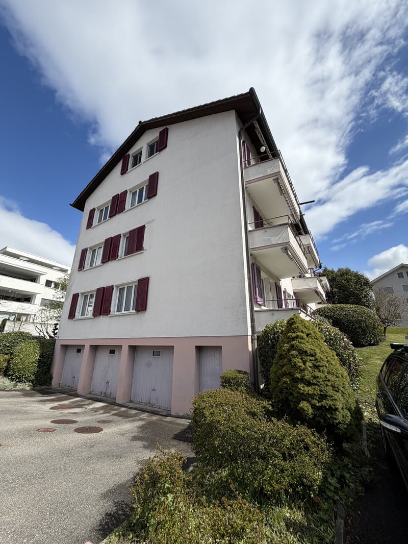 Charmante 2-Zimmerwohnung mit Balkon an ruhiger und zentraler Lage in Langendorf (1)
