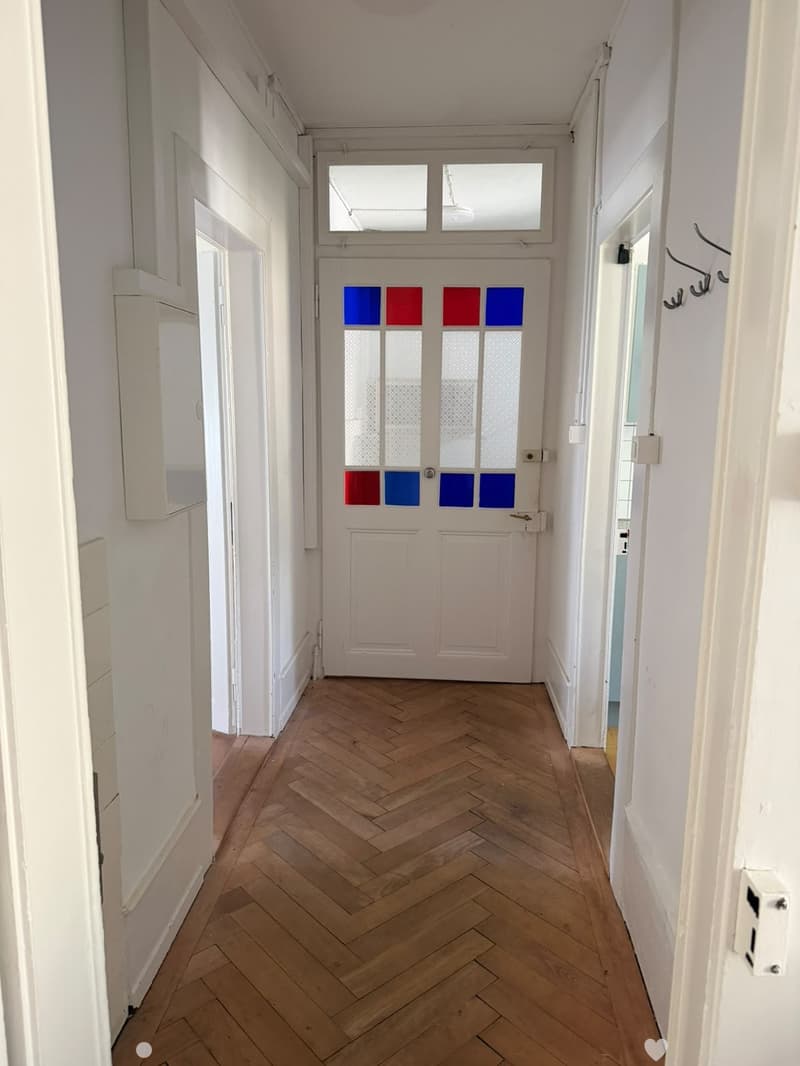 Charmante 3.5-Zi-Altbauwohnung, Tafelparkett Biel, WG-tauglich (1)