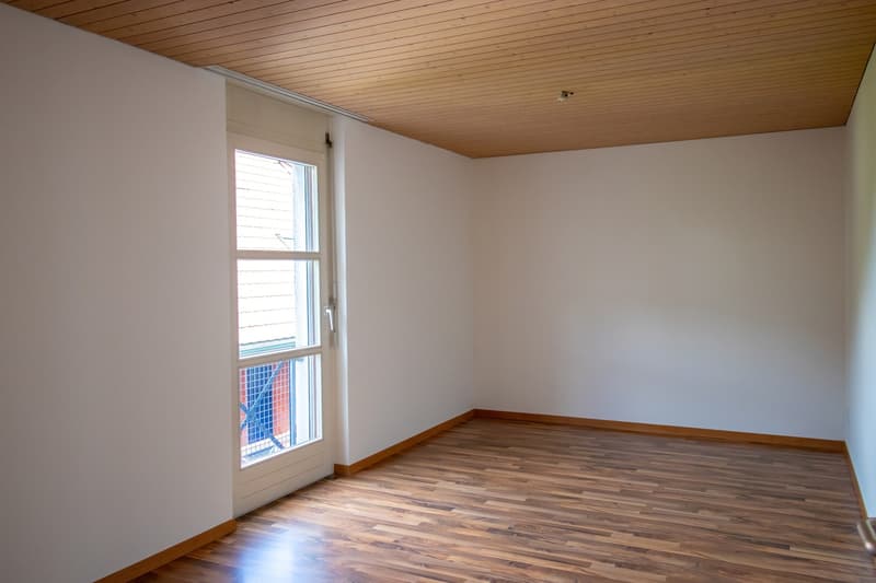 2.5 Zimmer-Maisonette-Wohnung, 2. OG (3)