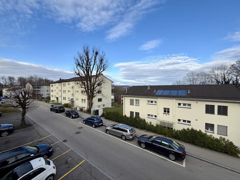 Ruhige, familienfreundliche 3.5-Zimmer-Wohnung in Adliswil inkl. Garage, Aussenparkplatz & Hobbyraum (ab 01.11.2026) (8)