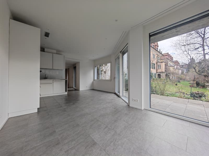 Moderne 2.5-Zimmerwohnung mit privatem Gartensitzplatz (4)