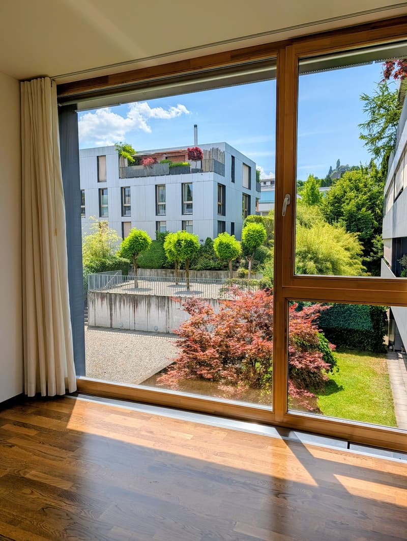 Helle 3.5-Zimmer mit Teil-Seesicht und Loftcharakter ruhig und grosszügig am Zürichsee (7)