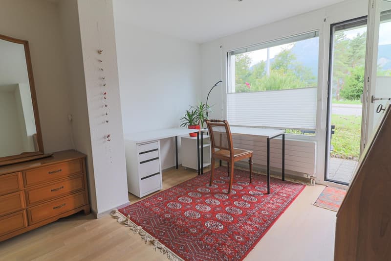 Grosszügige, möbilierte 2.5-Zimmer Wohnung (4)