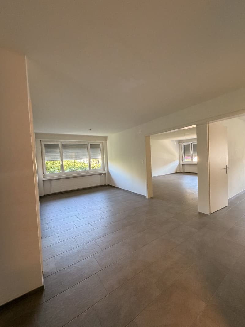 Grosszügig wohnen an ruhiger Lage frisch renovierte 3.5-Zimmer-Wohnung in Zürich-Altstetten (4)