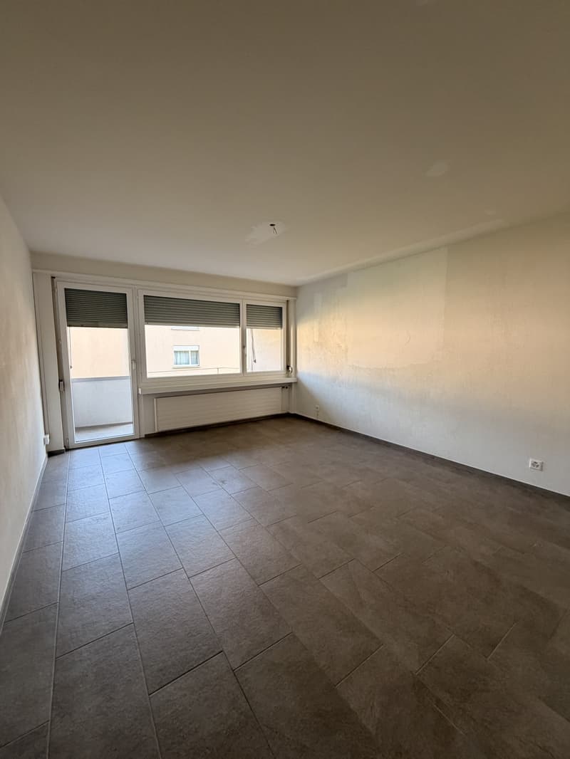 Grosszügig wohnen an ruhiger Lage frisch renovierte 3.5-Zimmer-Wohnung in Zürich-Altstetten (7)