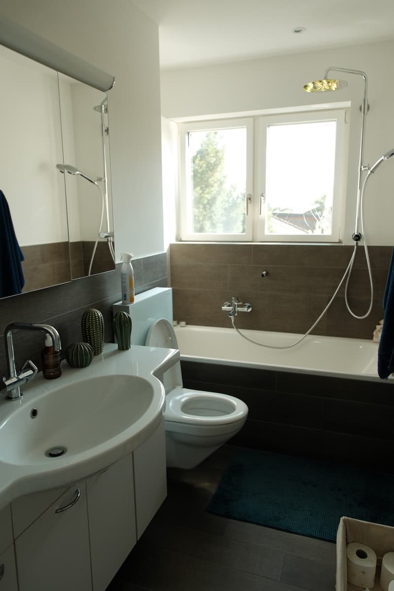 Helle 4.5-Zi-Wohnung an ruhiger Lage in Kleinwabern (8)